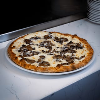 Tartufo Pizza